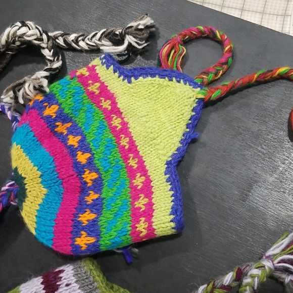 Wool hat. - Picture 4 of 16